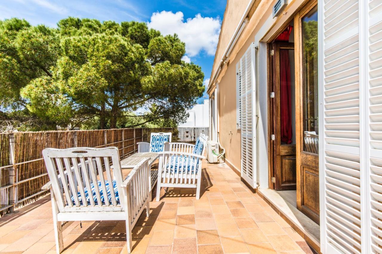Con Piscina Cerca Del Mar En Villa *