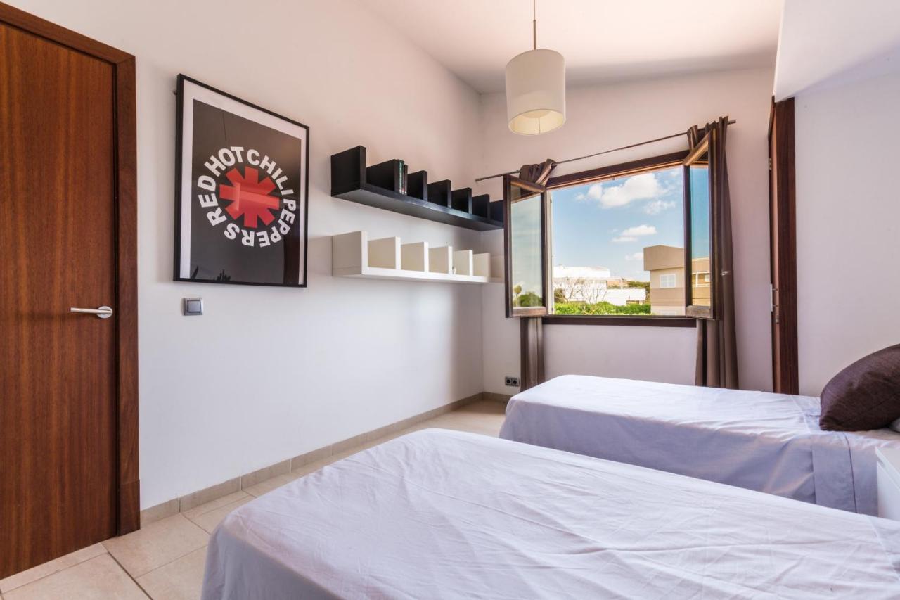 Con Piscina Cerca Del Mar En Villa Sa Ràpita