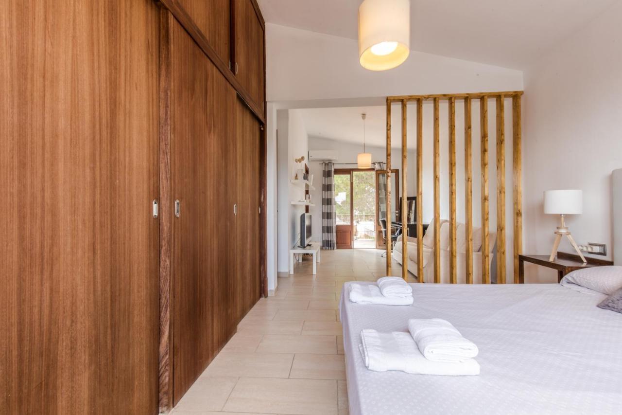 Villa Con Piscina Cerca Del Mar En